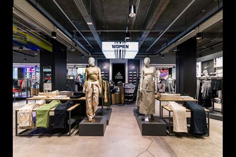 Foot-Locker-34th-Street_6_